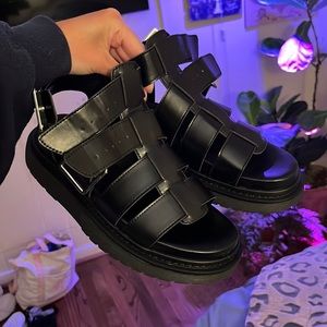 No Boundaries Fishman Lug Sandals